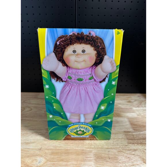 Cabbage Patch Kids Vintage Collector's Edition 35th Anniversary Doll NOB - Picture 1 of 8
